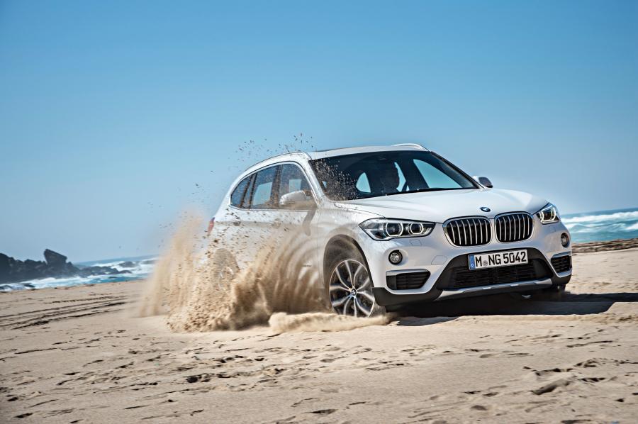  BMW X1 xDrive20d xLine (F48) 2015 года  (WW) (фото 35 из 59)